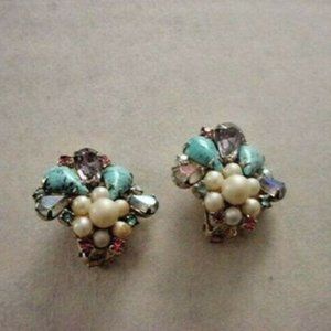 SIGNED HOBE!  A WONDERFUL PAIR OF CLIP ON EARRINGS